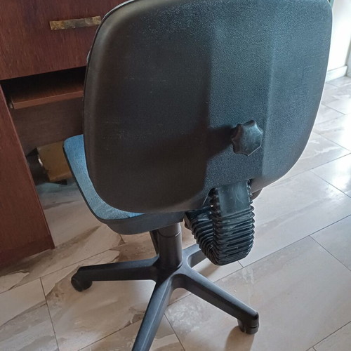 Office chair with denim fabric, like new, ergonomic