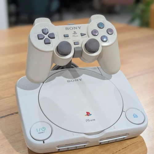 PS One Slim support stand new