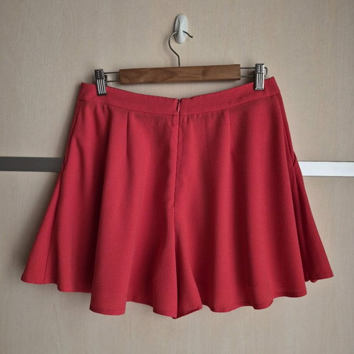 Skort Atmosphere red size M like new
