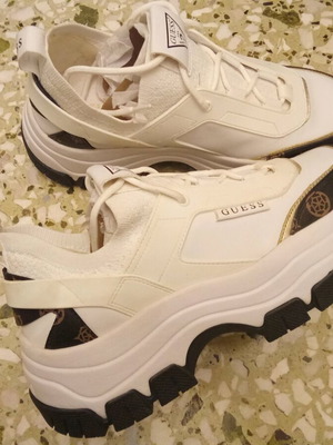 Guess Braydin γυναικείο sneaker καινούργιο, μέγεθος 41, άσπρο