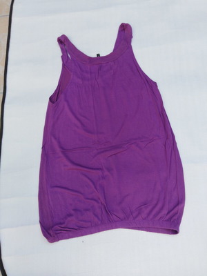 Sleeveless top like new, purple, size L