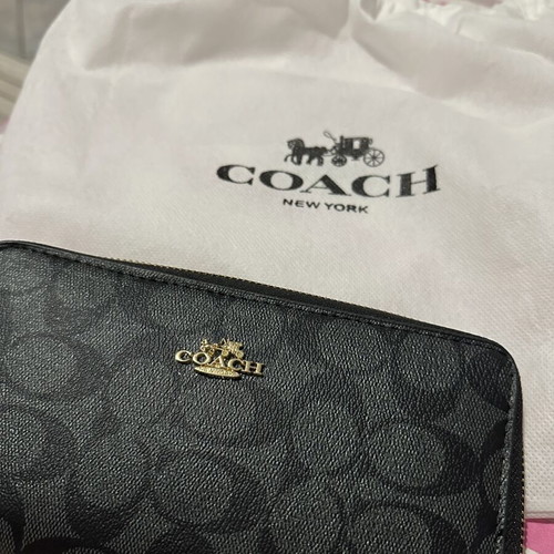 Coach wallet black new