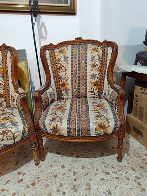 Antique armchairs, height 105 cm, width 70 cm