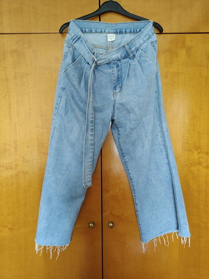 Cullote jeans with integrated belt size S/M like new, blue