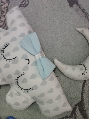 Children's pillow set like new