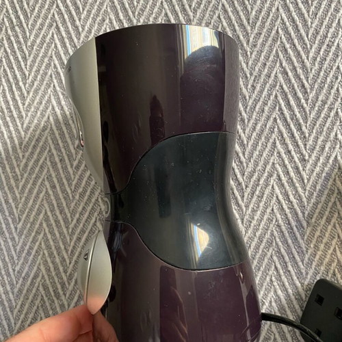 Delonghi coffee grinder like new with base and adapter