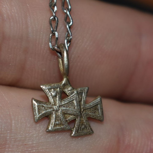Silver double Iron Cross WW2 used, silver 800