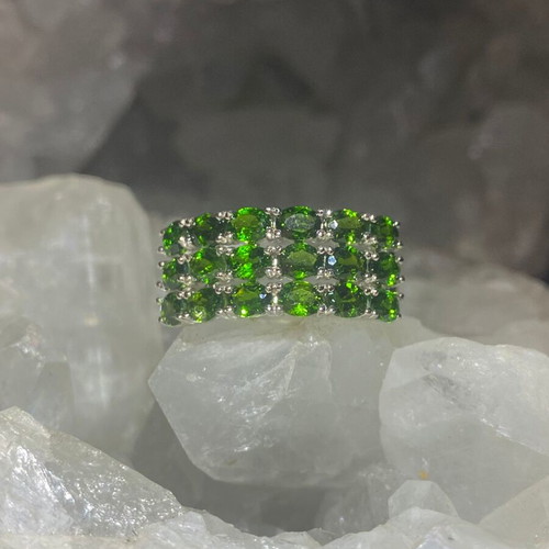 Silver ring with natural diopside and 18K gold plating, adjustable
