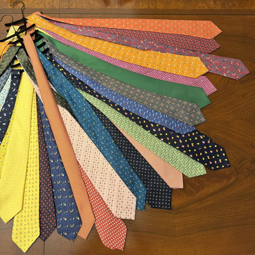 Hermes and Bulgari silk ties set like new, 27 collectible pieces
