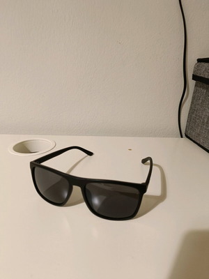 Emporio Armani sunglasses new, black and silver