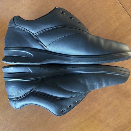 Keds women's ankle boots black synthetic leather like new, size 39