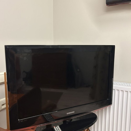 Samsung 32-inch TV used without decoder