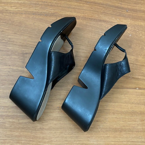 Nine West platform sandals like new, leather, size 40.5