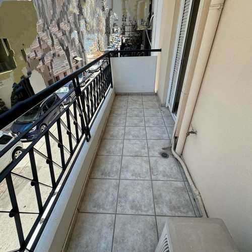Studio apartment in Patras city center with balcony and air conditioning
