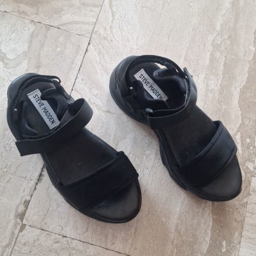 Steve Madden sandals like new, black, size 36