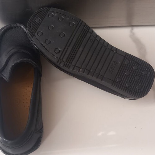 Zara kids moccasins size 27 new black