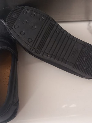 Zara kids moccasins size 27 new black
