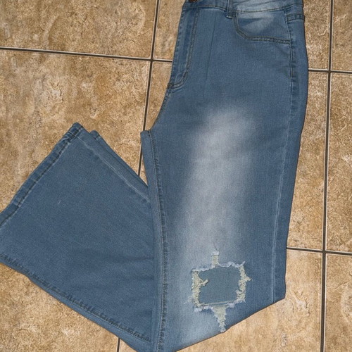 Shein bell-bottom jeans new blue, sizes XL and XXL