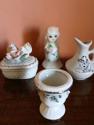 Πακέτο αντίκες μπομπονιέρες 3+1 δώρο σαν καινούργιο