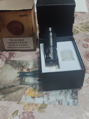 Electronic cigarette vape device