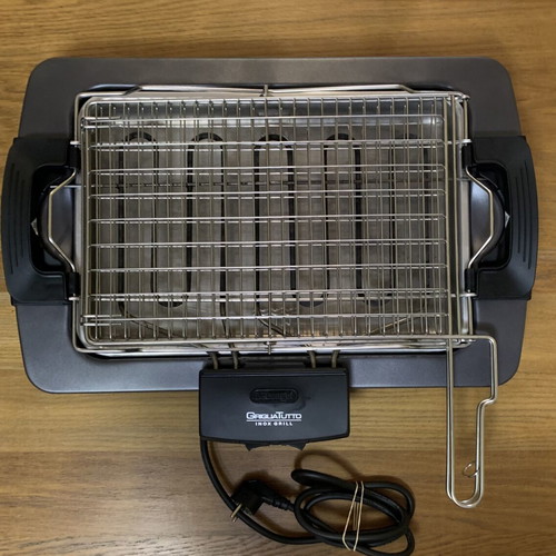 Delonghi BQ80.X Electric Table Grill 2450W like new, stainless steel