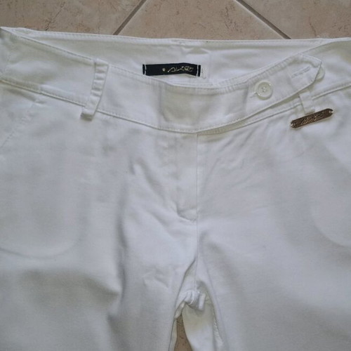 AKE white pants straight fit like new, size Small