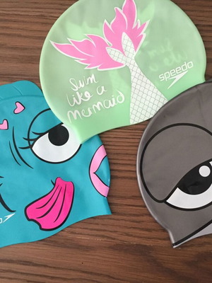 Children's swimming caps like new, set of 3 pieces