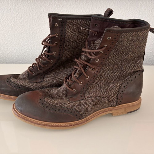Ugg Gold Kioni boots like new, size 38, tweed and leather