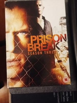 Prison Break DVD used, complete third season with English subtitles