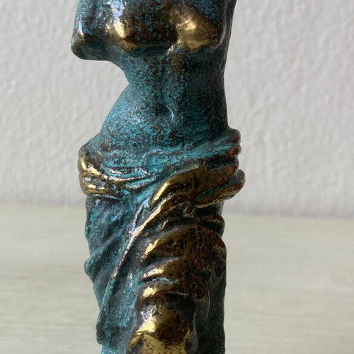 Aphrodite statue bronze replica like new