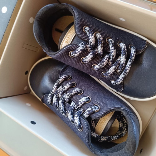 Babywalker shoes new, size 22