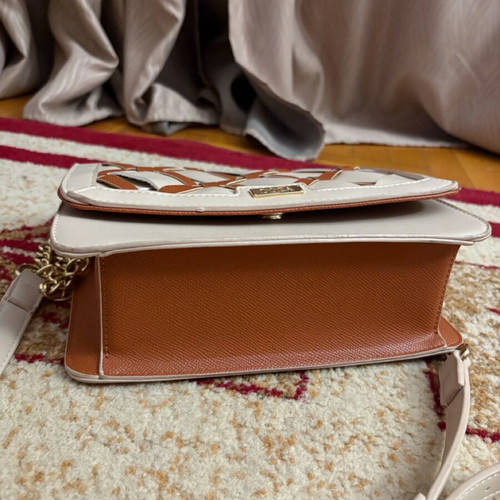 DOCA crossbody bag like new