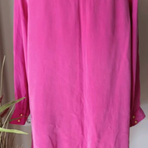 Contessa Roberta Vintage Silk Robe like new, vibrant fuchsia pink