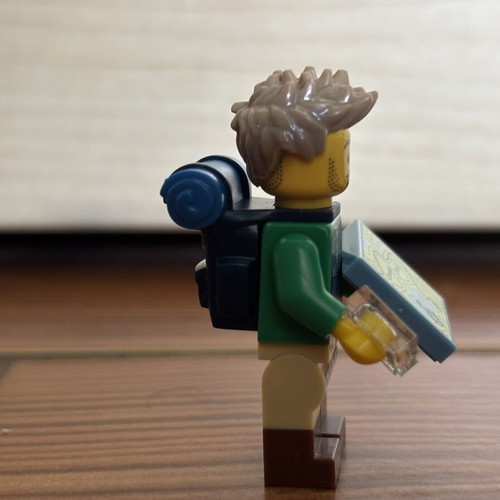 Hiker Lego CMF Series 16 minifigure complete set with accessories