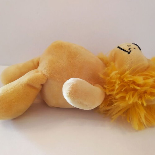 Lion cub stuffed toy used, height 20cm