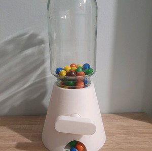 Candy machine