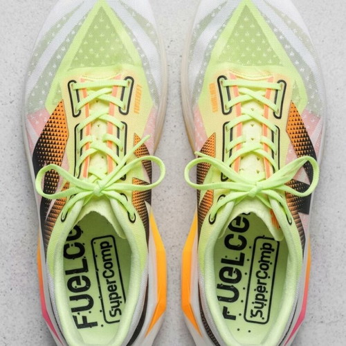 New Balance FuelCell SuperComp Elite v4 running shoes like new, size 44