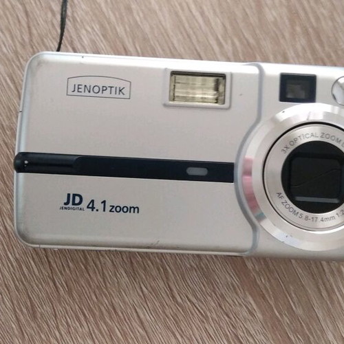Digital camera used in very good condition