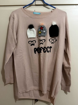Blouse with designs used, size M, beige, warm fabric