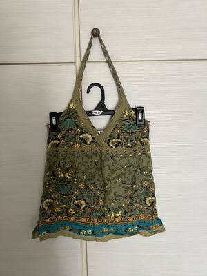 Bershka off-shoulder blouse like new, multicolor, size M
