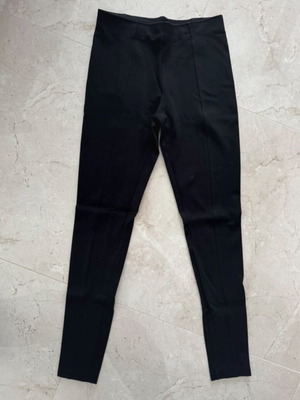 Women's thick leggings black like new, size S