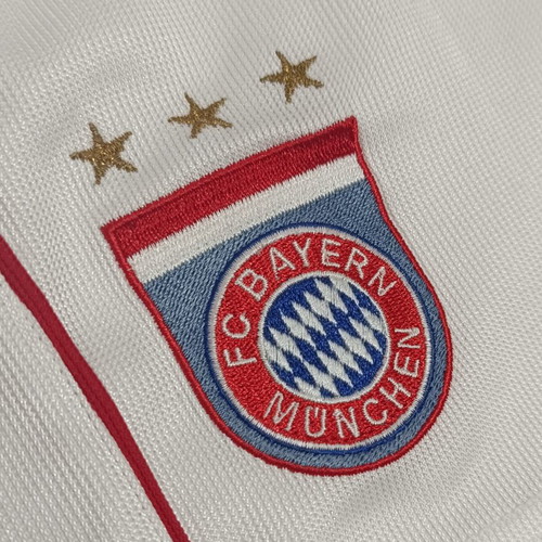 Bayern Munich Adidas Shorts 2005 Size M Like New