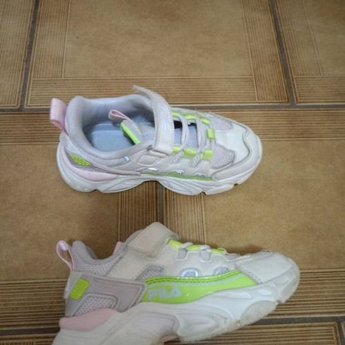Fila athletic shoes for girls like new, white and pink, size 28