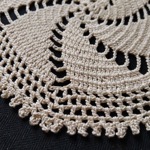 Handmade crochet runner used 58 x 26 cm
