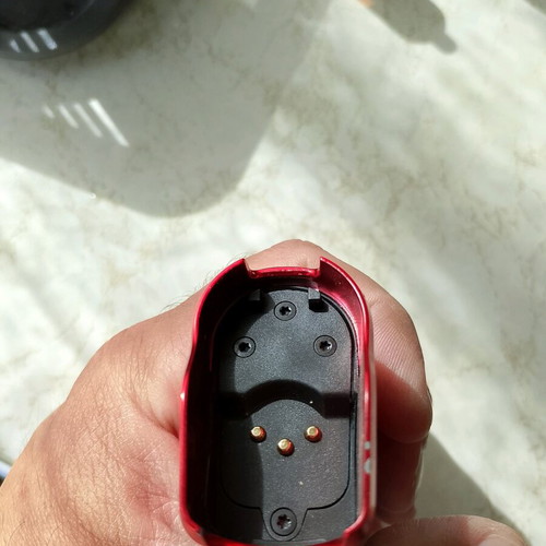 Electronic cigarette with battery case like new