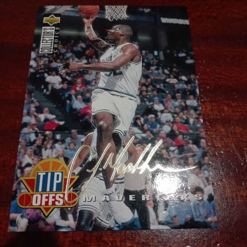 NBA Jamal Mashburn card with gold autograph like new, authentic