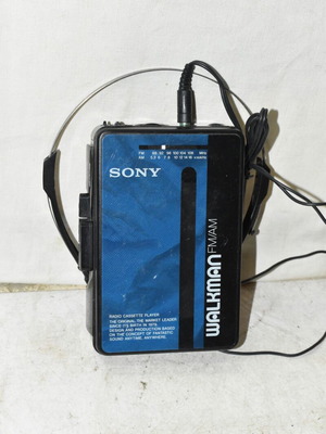 Sony Walkman WM-BF22 cassette radio used, functional, vintage 80s