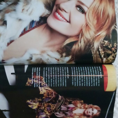 Instayle magazine November 2004 like new with Dimitra Matsouka