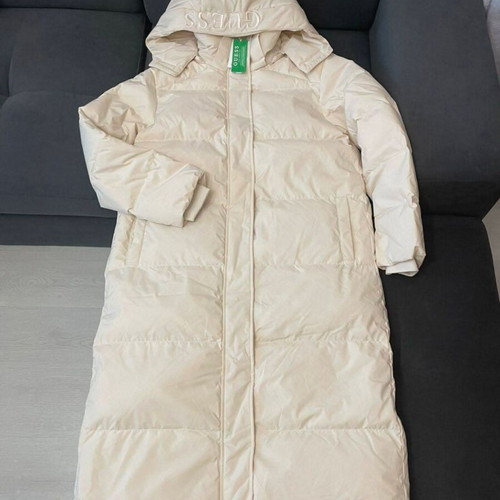 Guess women's jacket new, white, size L