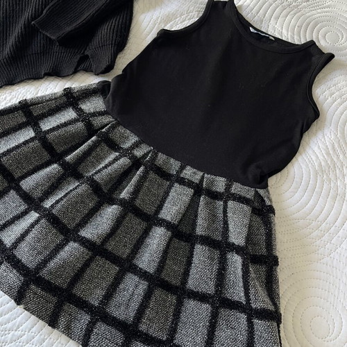 Mayoral knitted sweater and dress set size 5 like new, black